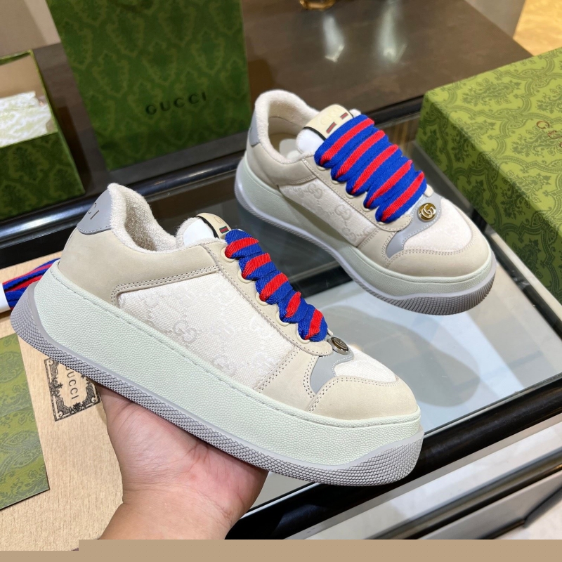 G*u*i casual shoes